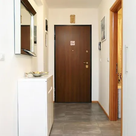 아파트 With A Parking Space - 11863 스플리트